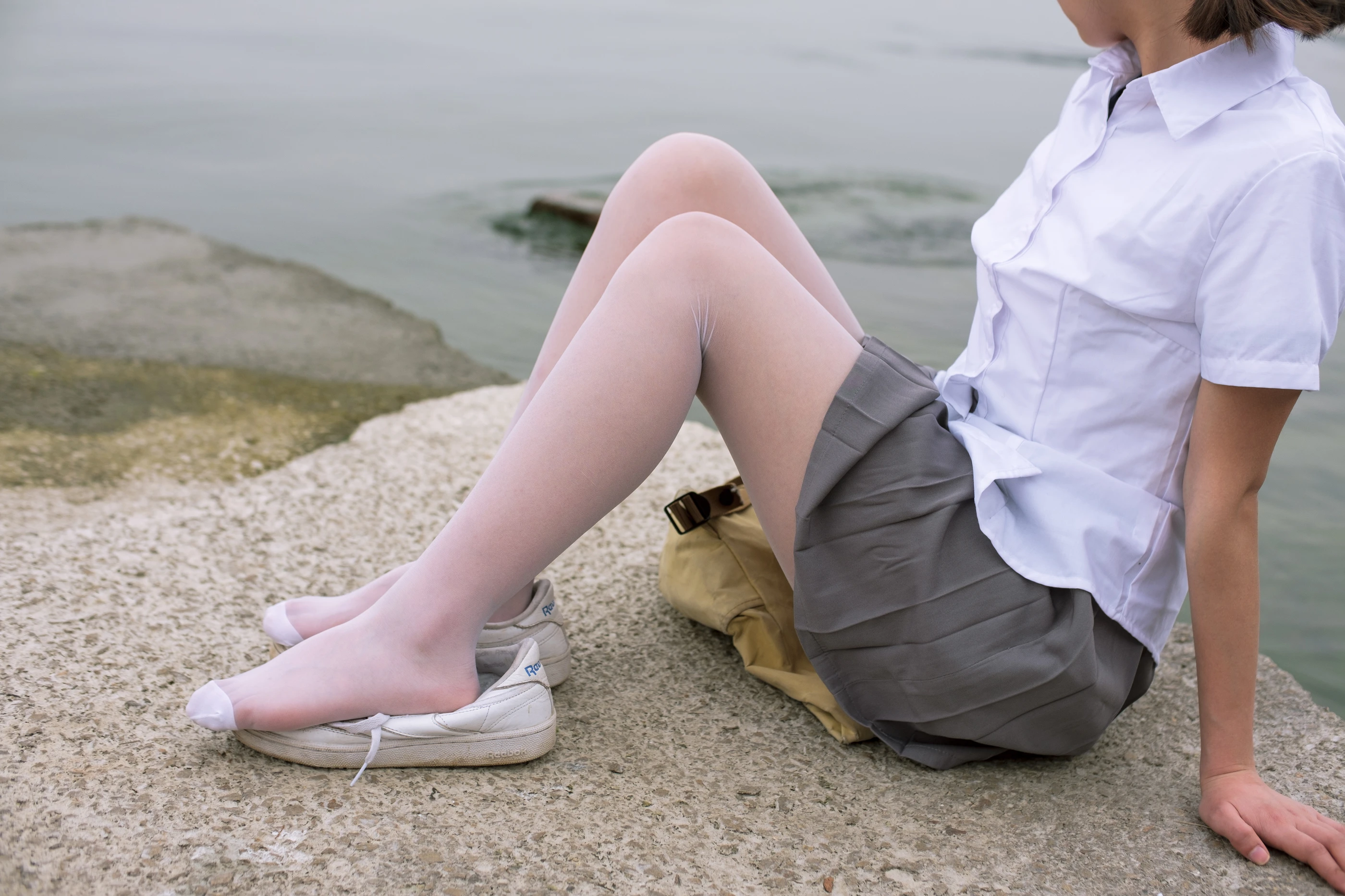 森萝财团 [BETA-014] 学生妹的外拍写真 [85P]插图3